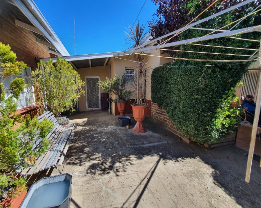 4 Bedroom Property for Sale in Dewetsdorp Free State